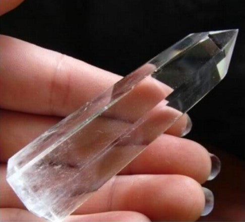Natural Quartz Rock Crystal Point